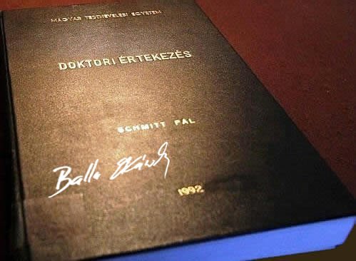 Schmitt Pál könyvsikere schmitt infra